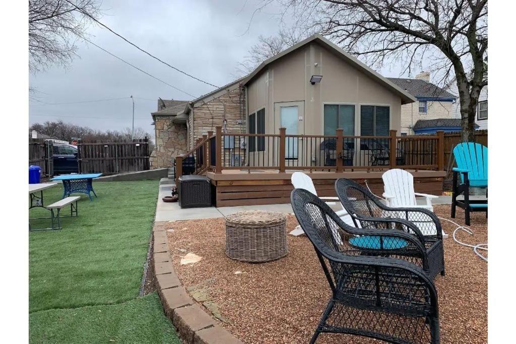 1 Mile To Fort Sill! The Carolebelle Cottage Sleeps 8 With Hottub,Grills,Firepit Lawton Eksteriør billede
