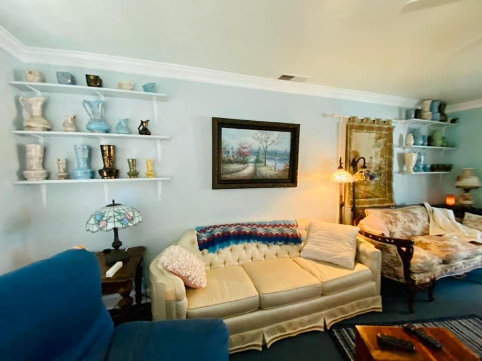 1 Mile To Fort Sill! The Carolebelle Cottage Sleeps 8 With Hottub,Grills,Firepit Lawton Eksteriør billede