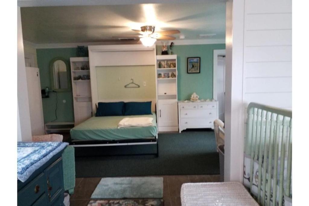 1 Mile To Fort Sill! The Carolebelle Cottage Sleeps 8 With Hottub,Grills,Firepit Lawton Eksteriør billede