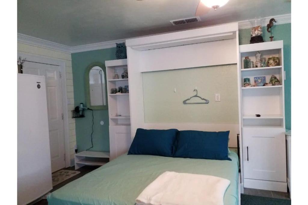 1 Mile To Fort Sill! The Carolebelle Cottage Sleeps 8 With Hottub,Grills,Firepit Lawton Eksteriør billede